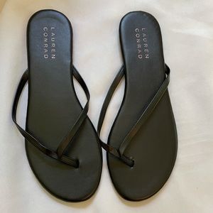 Lauren Conrad flip flops